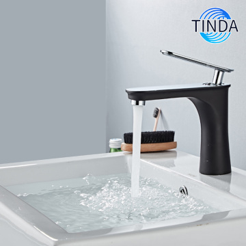 Faucet สีดำด้านอย่างมีสไตล์สำหรับห้องน้ำ