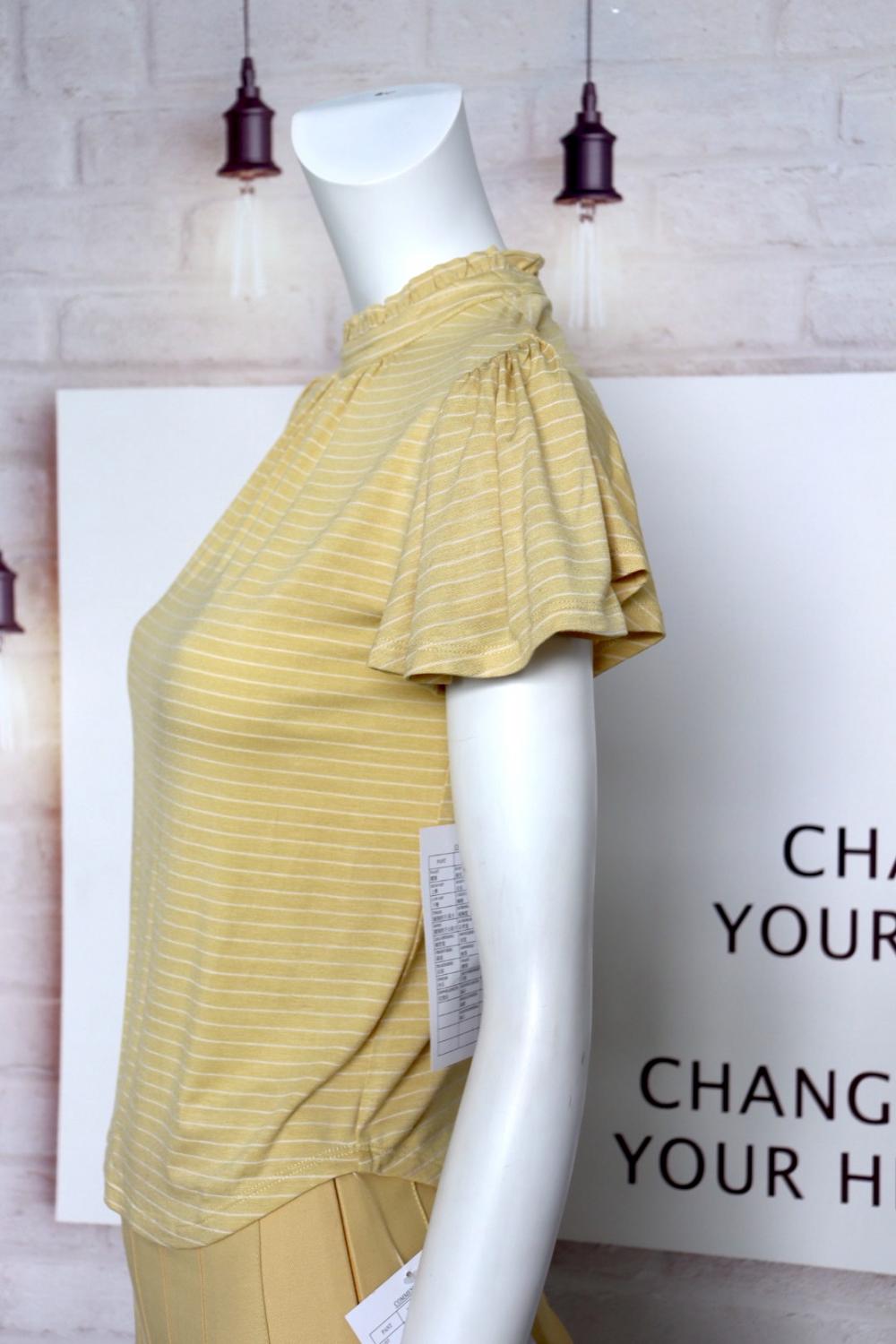 Yellow Blouse With Round Neck For Ladies