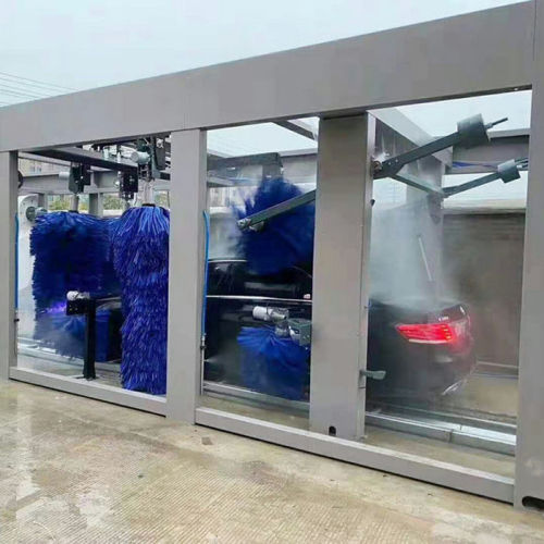 Rijden door tunnelauto wasmachine