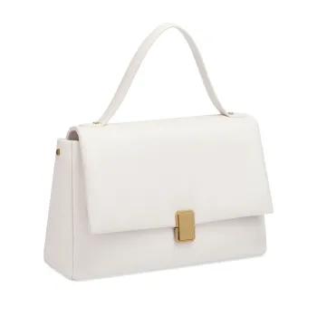 White Bag Global Fashion Choice for Sweet Girls