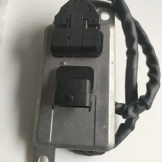 5WK9 6675A Auto Parts Sensor