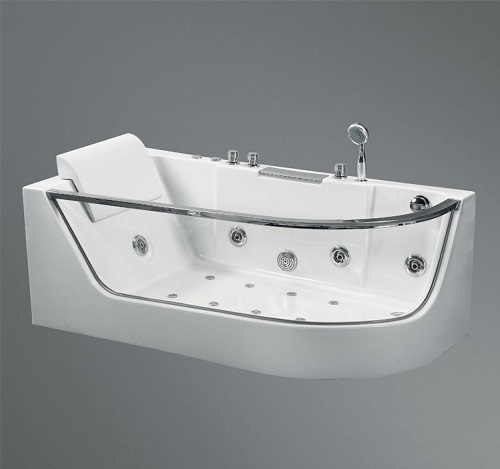 Modern Bathtub With Shower