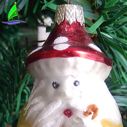 Artdragon Golden Mushroom Man Smiley Face Glass Garden Statue Christmas Tree Ornament - Perfect Hand-Made Ornament