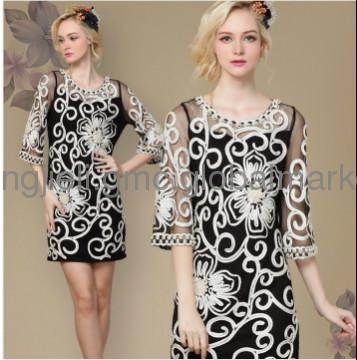 Spring New High- Quality Women Gauze Disk Flowers Slim Dress