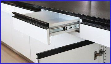 impact resistant top bench, laboratory center bench