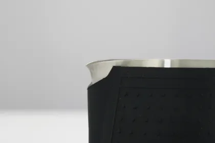 350ml Brown Silicone Insulated Hand-Held Stainless Steel Milk Foam Cup