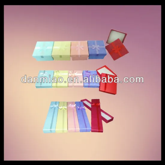 Small decorative jewelry gift boxes
