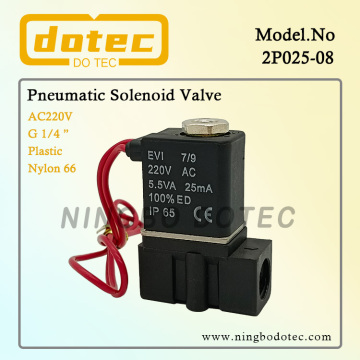 2P025-08 1/4 '' injap solenoid plastik untuk minyak udara air 220VAC
