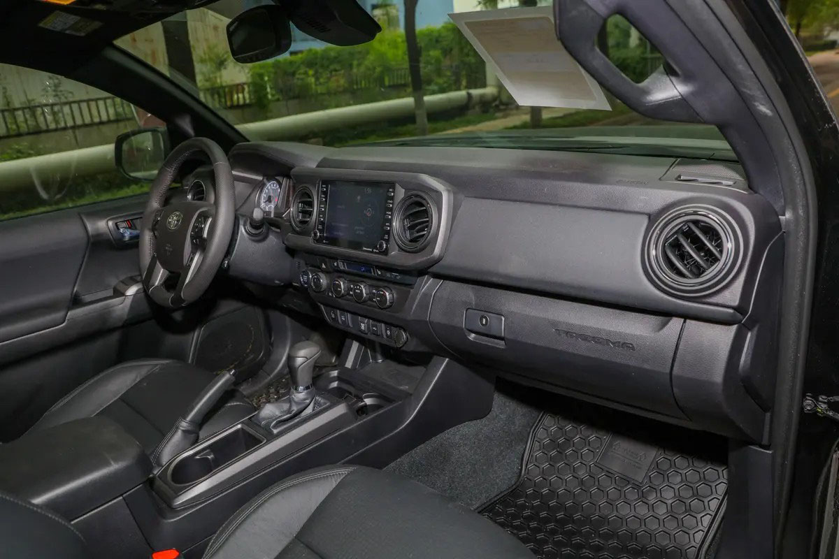 Toyota Tacoma (18)1