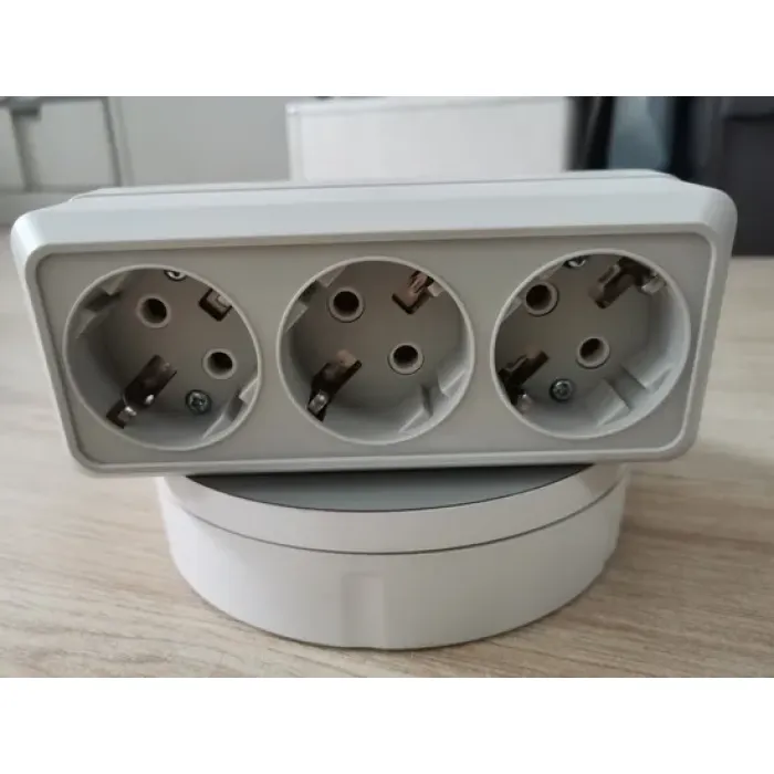 Soket Schuko 3 Arah yang Dipasang di Permukaan (S1310)