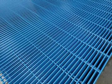 Wholesale ISO 358 Anti Climb Fence Welded Fence