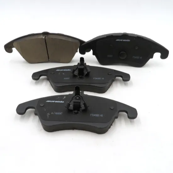 OE# A0074207520 Car Brake Pad Set for Mercedes Benz W204 C204 S204 C218 X218 W211 A207 C207 S212