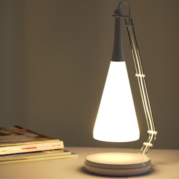 High Brightness Rechargeable Wireless Charging Intelligent Audio Lamp for Mobile Phones