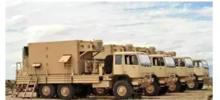 Ikki etuk ayol va erkakning porno videosini tomosha qiling