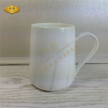 plain white ceramic mugs and cups with modern design/porcelain coffee drinking cup
