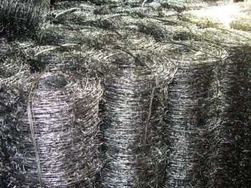 Hy Hot Dipped Barbed Wire
