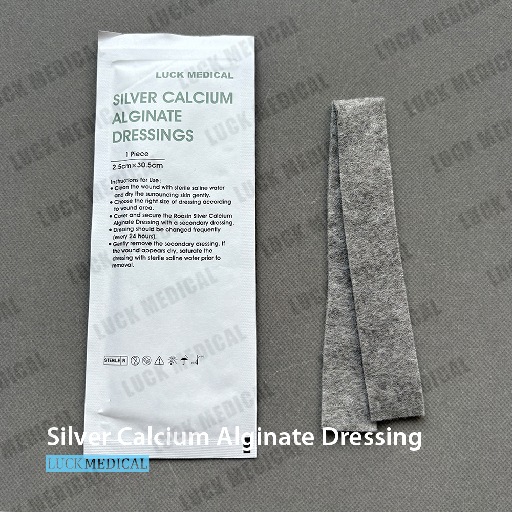 Повязка на рану с альгинатом серебра и кальция для ускорения заживления