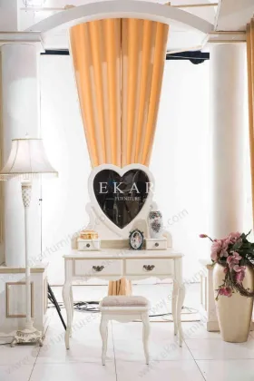 Vanity Table With Mirror Dimension Of Dressing Table Tiered Dressers Queen Anne Small Table