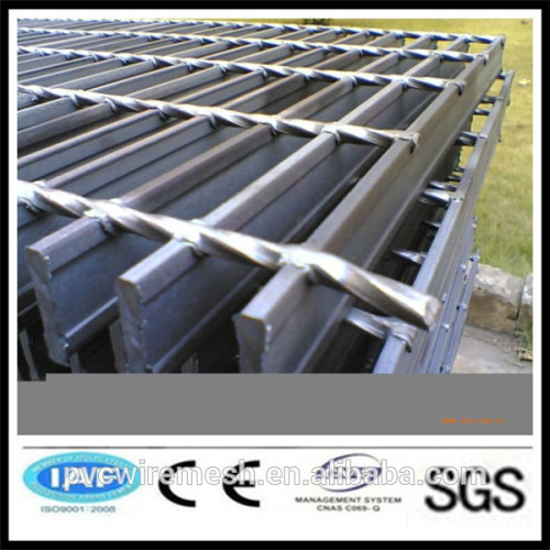 High quality of the Canada Steel Grating, Trench Cover, Stairs, Fences