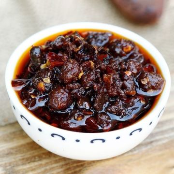 Chicken fir oil and fermented black beans