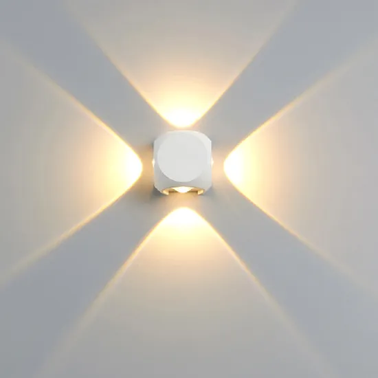 Outdoor IP65 Waterproof Garden Wall-Mounted LED Wall Lamp