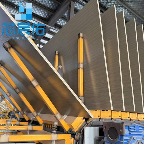 Hot Sale 18mm Melamine Faced Chipboard Particle Board