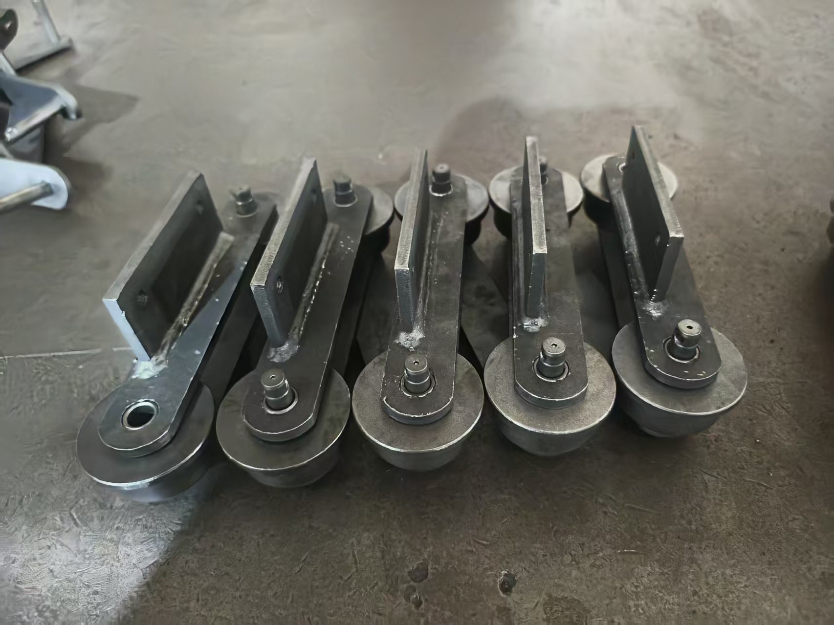 76306037181fbc657b3a5c3d7b414346