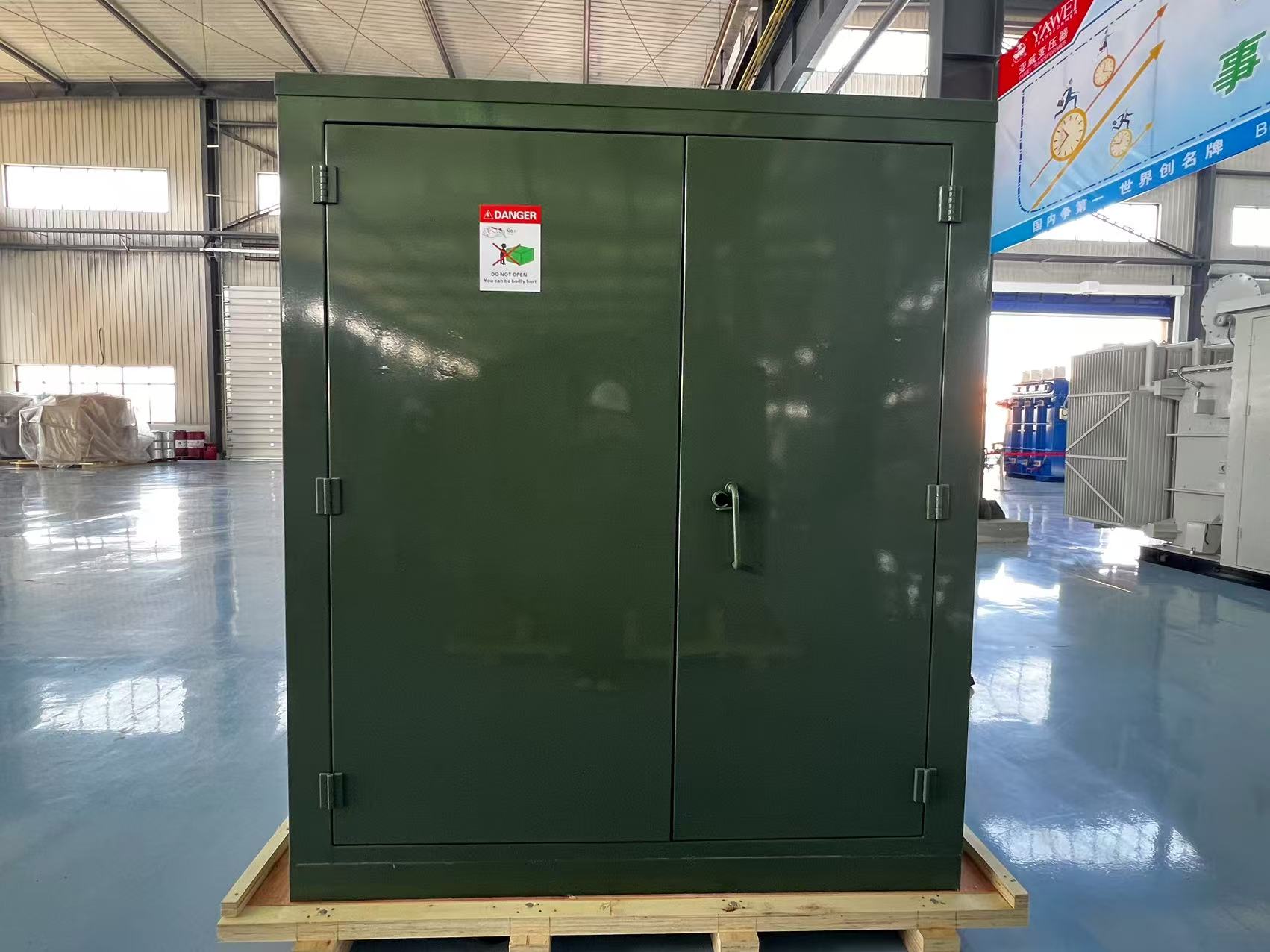 1000 кВА Трехфазовый трансформатор