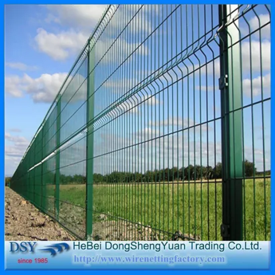 2.1m high galvanized Welded Wire Mesh airport Fence for sales