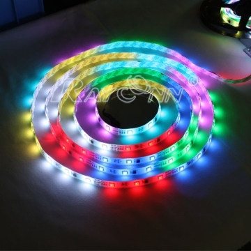 Color Chasing RGB LED Strip with TM1803 IC, 3 LED an Unit Addressable