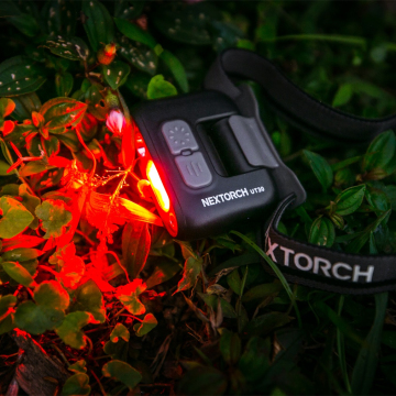 Nextorch UT30 White et Red Dual Light Type C RECHARGETY TORDTORCH AVEC 320 LUMEN CAPTOR