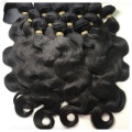 Brasilianesch Hoer weave Bundles locker Bodwelle 28 30 32 &quot;1 3 4 4 Bunds Virgin Remy Hals Kuerf déi Haarstonten