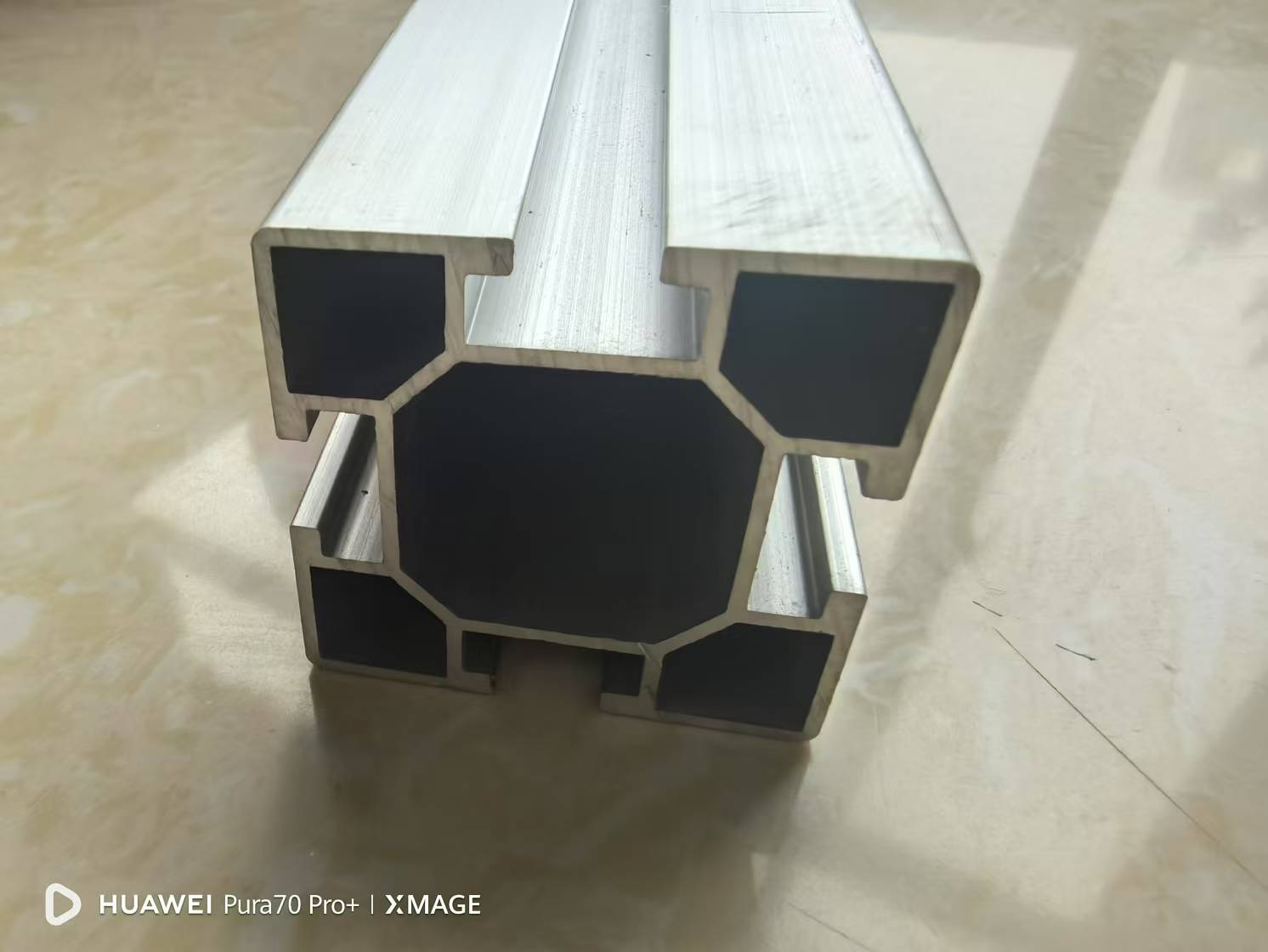 Anodized aluminum alloy extrusion rails