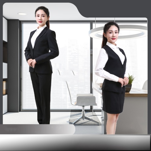 Tiga set saman wanita adalah pilihan