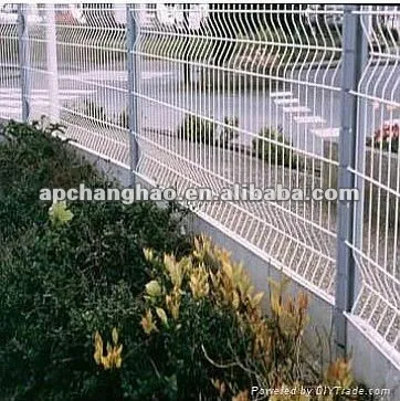 plastic white mesh fence