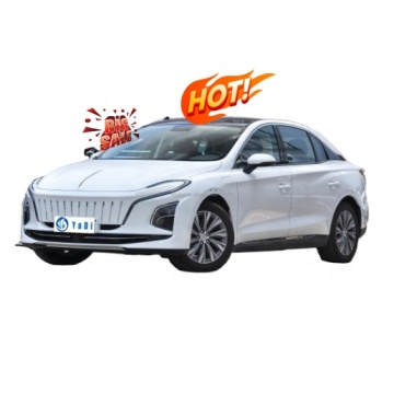 High Quality Fast Charging Hongqi EQM5 Electric Vehicle with Remote Four Wheel Drive