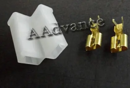 OBD2 Kawasaki Motorcycle 3 Pin HC.050 Turn Signal Connector