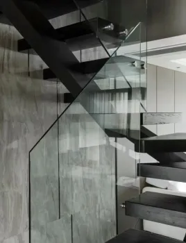 MS2025 Modern and stylish all-black interior straight beam staircase