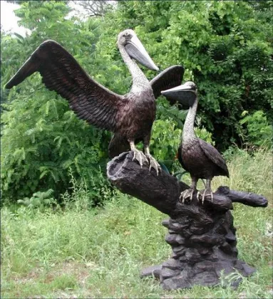 pelican water fountain