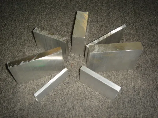 Powder Coating Aluminum Extrusion Bar For Radiators , Buildings