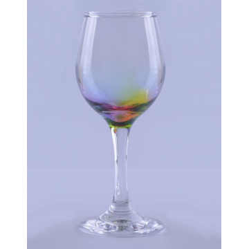 Joli ensemble de verres à boire avec fond arc-en-ciel