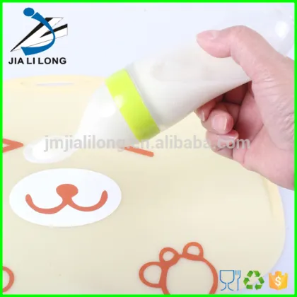 FDA rice paste bottle silicone baby feeding bottle with spoon