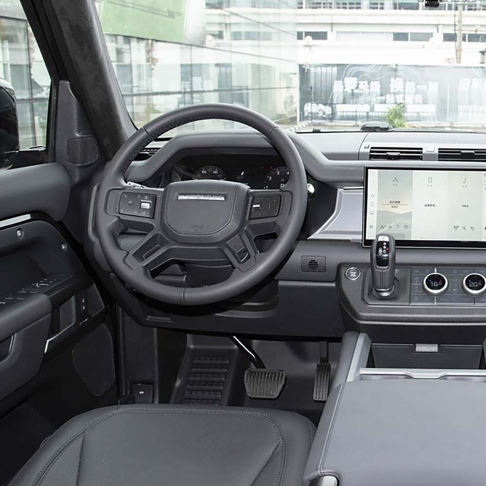 Land Rover Defender (6)