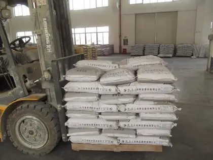 Anchoring cement