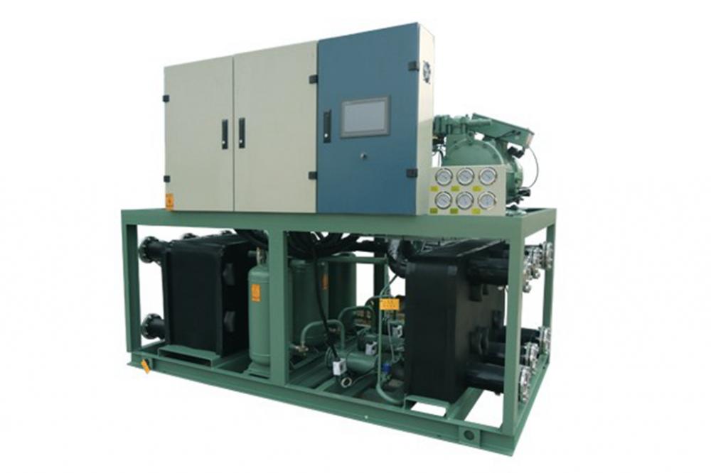 Centrifugal Water Chiller for Providing Cooling Water