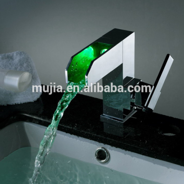 Unique design bathroom single lever led metal taps