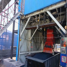 Two-lane mine loading station