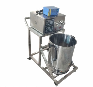 Semi Automatic Candle Hot Wax Filling Machine