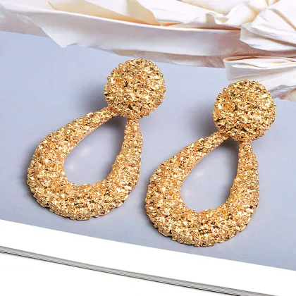 Stunning Trendy Golden Drop Earrings for Women: Exaggerated Styles