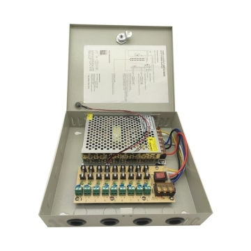 Alimentazione a tensione costante a 9 canali a 9 canali da pioggia per l'illuminazione CCTV e LED - gamma larga 12 V/10 V